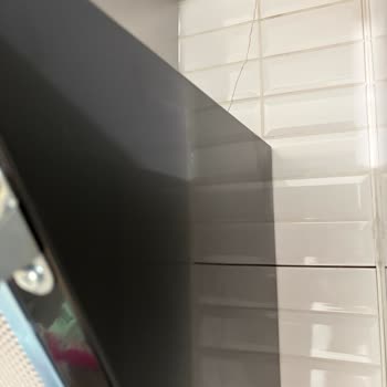 Arçelik Servisinin Hatalı Ankastre Montajı Mutfak Fayanslarını Çattırdı