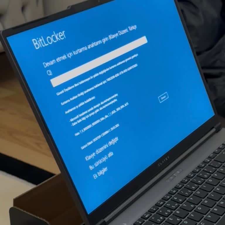 İkinci Defa Kullanılmış Ve Hatalı Laptop Gönderimi