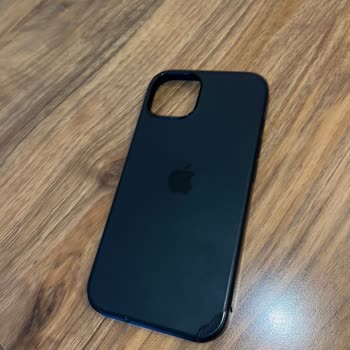 Garanti Kapsamındaki Magsafe Kılıfının Kısa Sürede Aşınması Ve Servisin Çözüm Sunmaması