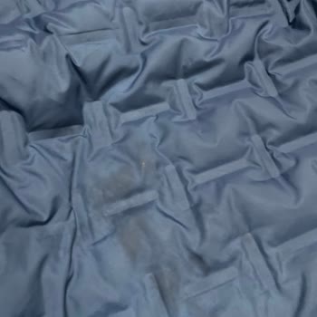 Yeni Columbia Montunda Renk Değişimi Ve Siyah Lekeler: Kalite Şikayeti