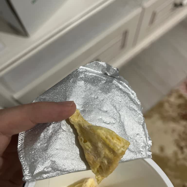 Ananaslı Dokuru Kurutulmuş Meyvede Sert Ve Kıtır Olmayan Ürün İçin İade Talebi