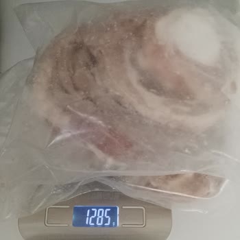 @izmrrkoko35 2.500 TL'lik Kampanya Siparişinde Eksik, Bayat Ve Hijyenik Olmayan Ürünler