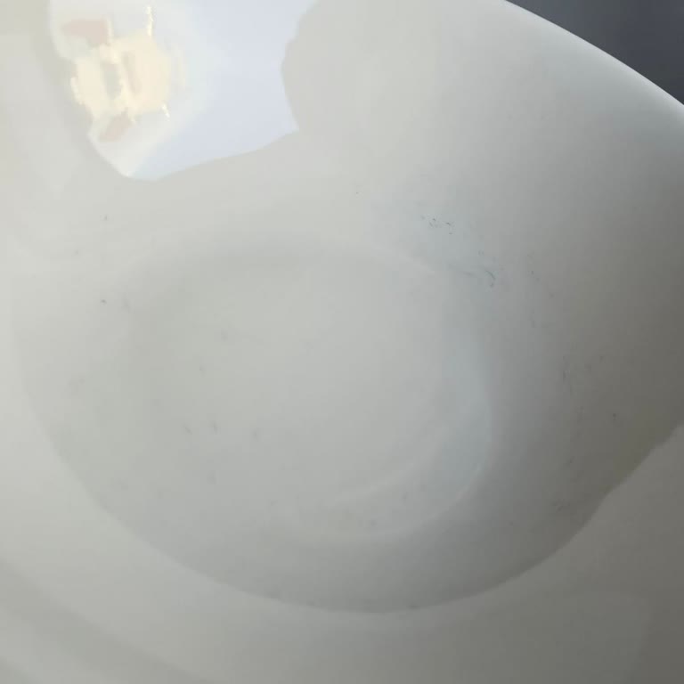 İlk Kullanımda Deforme Ve Çizik Bırakan Ayıplı Yemek Takımı İadesi