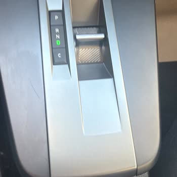 Teslim Gecikmesi Ve Çiziklerle Gelen Araç