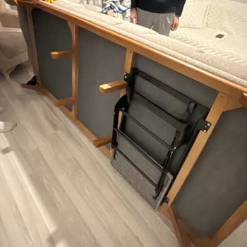 Renk Hatası Ve Uzun Süreli Teslimat Gecikmesi