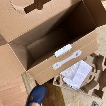 Garanti Onarımında Eksik Parçalarla Geri Gelen Robot Süpürge