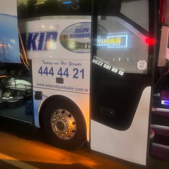 Özlem Diyarbakır Otobüsünde Kadın Ve Çocuk Yolculara Zorla İndirme Ve Güvenlik İhmali