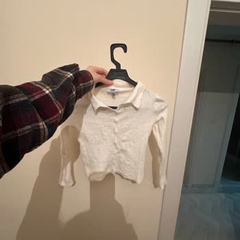 Mavi Triko Kazak İlk Yıkamada Aşırı Çekti, İade Talebi Reddi