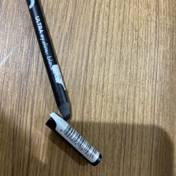 Flormar Ultra Eyeliner Kırık Uç Ve Aşırı Yumuşaklık Şikayeti