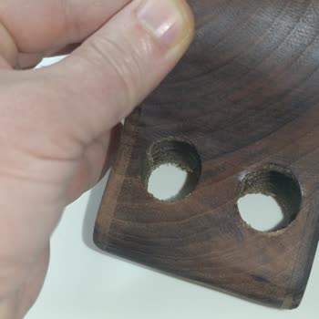 Sipariş Edilen Karga Tasarımı Yerine Farklı Görsel Ve Kalitesiz İşçilik Şikayeti