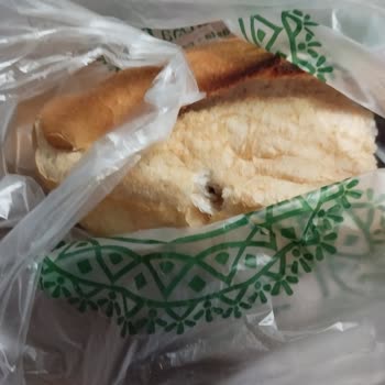 Somuncu Baba Fırınından Çıkan Plastik Parça Çocuk Sağlığını Tehdit Ediyor