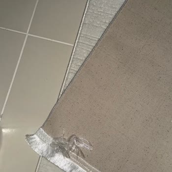 Defolu Halı, Yanıltıcı Bilgi Ve Faturasızlık Nedeniyle 16.500 TL İade Talebi