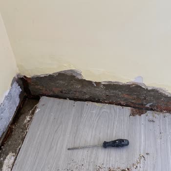 Prefabrik Evde Sürekli Su Alması Ve Dayanıklılık Sorunu