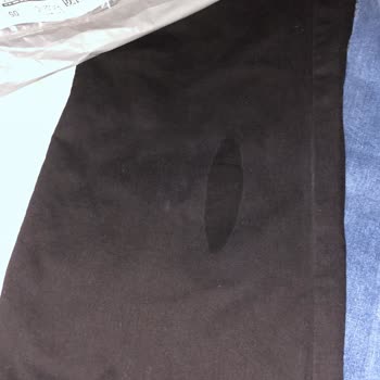 Yağ Lekeli Pantolon Ve Umursamaz Müşteri Hizmetleri