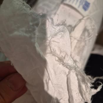 Yastıklarda Kirli Doldurma Ve Silikon Eksikliği