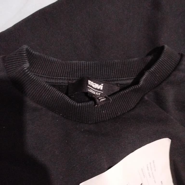 Mavi Sweatshirt’te Renk Solması Ve Tüylenme, Hızlı Red Kararı