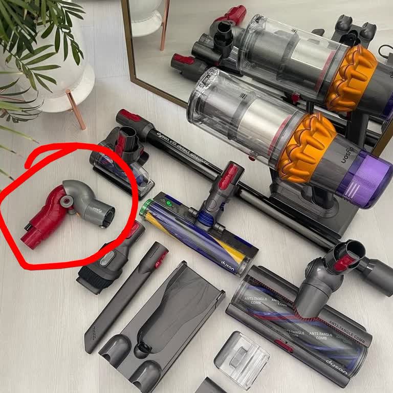Dyson V15 Koltuk Altı Aparatı Eksik Gönderildi