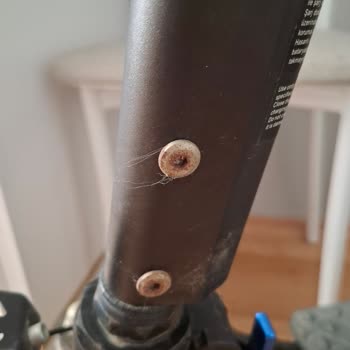 Garajda Saklanan Scooter’da Hızlı Paslanma Ve Kalite Hayal Kırıklığı