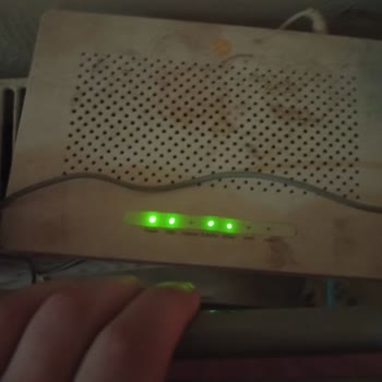 Sürekli Kesintili Ve Modem Işığı Kırmızı Olan Superonline İnternet Hizmetine Şikayet