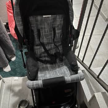 Bebek Arabası Kısa Sürede Kırıldı, Satıcı Sorumluluğu Reddetti