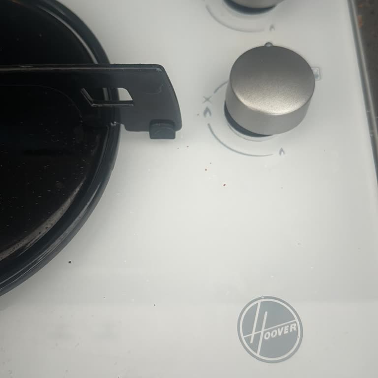 Hoover Ocakta Gaz Kaçağı Ve Yetkili Servisin Umursuz Tutumu