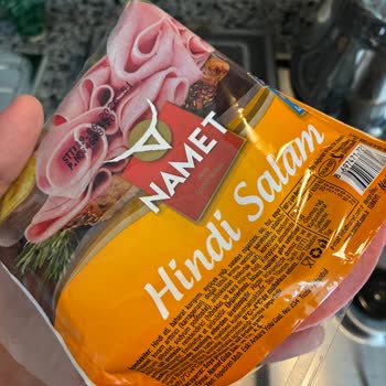 Hindi Salam Dilimlerinde Plastik Parçalar Bulunması Sağlık Ve Güven Sorunu