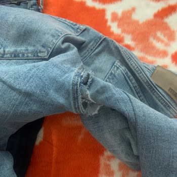 Mavi Mağazasından Aldığım Jean Ve Eşofmanda Hızlı Aşınma