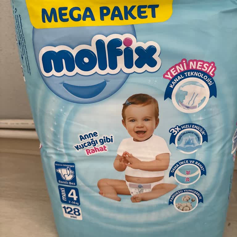 BİM’den Alınan Molfix 4 Numaralı Bebek Bezinde Sürekli Sızdırma Problemi