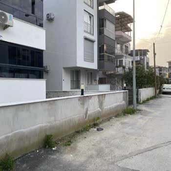 Kablolar Yer Altına Alınmadığı İçin Sürekli İnternet Kesintileri Yaşanıyor