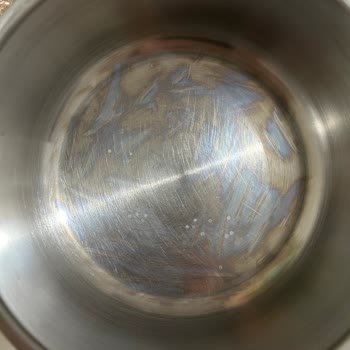 Sparx Tabletinin Çelik Tencereye Kalıcı Leke Ve Deformasyon Getirmesi