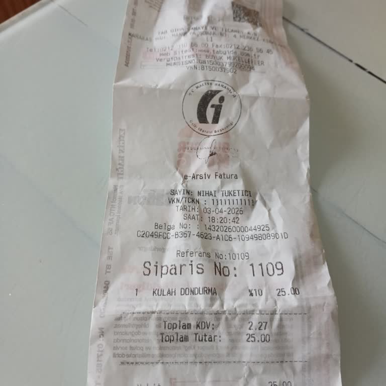 Burger King Kırklareli Şubesinde Kasiyerin Saygısız Ve Hakaretli Davranışı