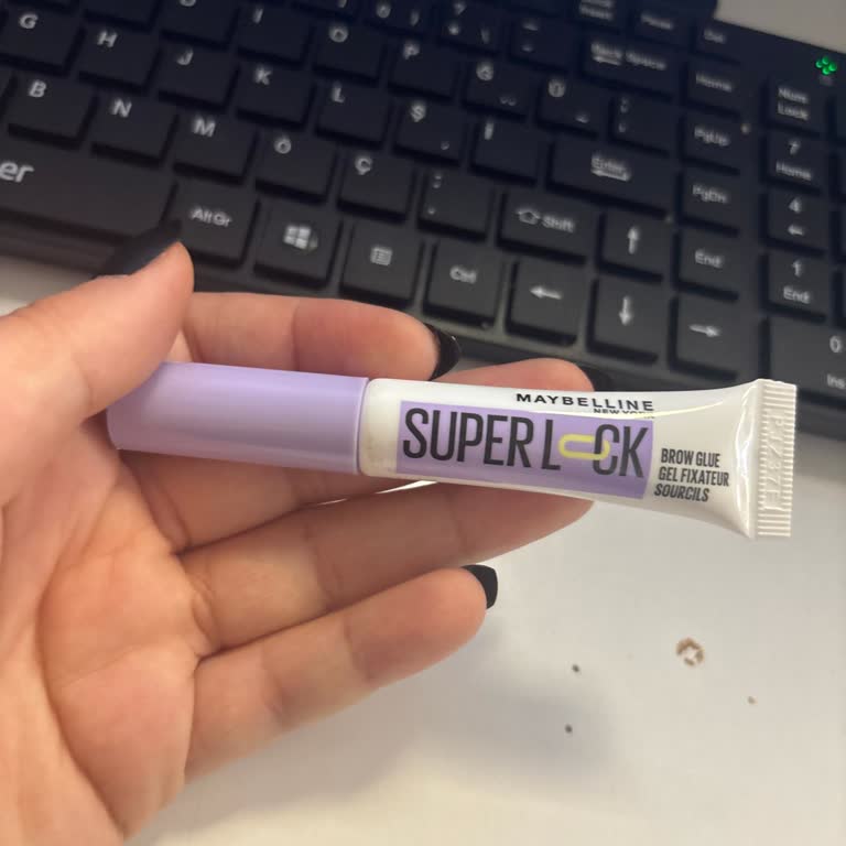 Maybelline Superlock Kaş Sabitleyicisi Kaşları Beyaza Boyadı, İade Talebi