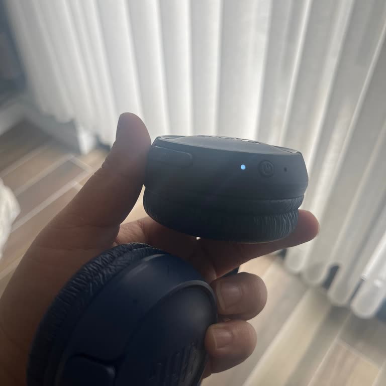 JBL Tune 560BT Kulaklıkta Sürekli Beyaz Işık Sorunu Ve Garanti Talebi