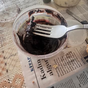 Kavanozda Paslı Çivi Bulunması Tüketiciyi Sağlık Açısından Tehlikeye Atıyor