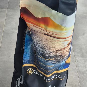 Küflenmiş Somonlu Köpek Maması, Firmadan Yanıt Alamama Ve İade Talebi