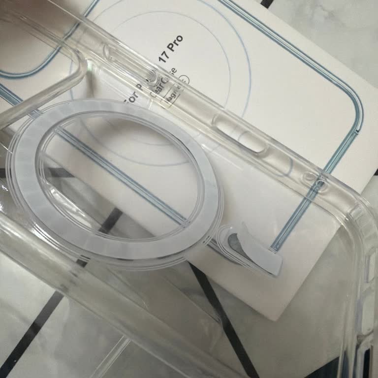 Yeni İPhone Kılıfları Açık Ve Kirli Geldi, İade Talebi