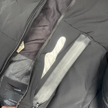 Avva Montumda Kuru Temizlemede Fermuar Çıktı Ve Garanti Reddi