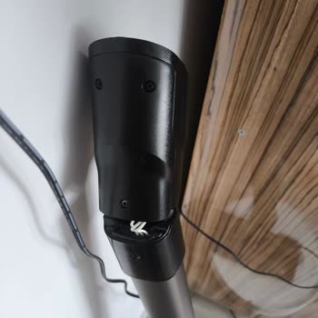 Philips Dikey Şarjlı Süpürge Teleskopik Boru Parçası Kırıldı