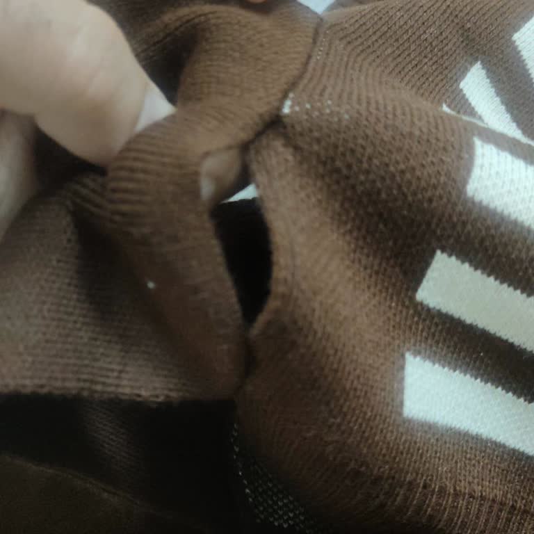 Hatalı Süveter Takımının İadesi Reddedildi, Ücret İadesi Talebi