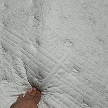 Garanti Kapsamındaki Yatak Ve Köşe Takımında Çözüm Bekliyorum