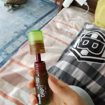Beaulis Jojoba Yağının Kapağı Sızdırıyor, Ürün Kullanılamaz Hale Geldi
