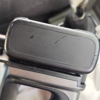 Yetkili Servis Çizik Ve Darbe İzli Süpürgeyi Geri Getirdi