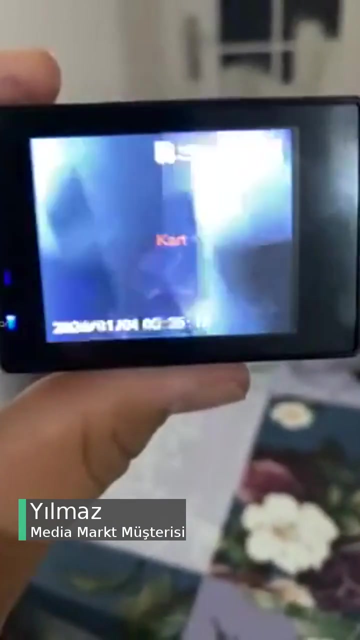 Media Markt Bozuk Kamera! videonun kapak resmi