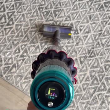 Dyson V15 Boru Dönüyor