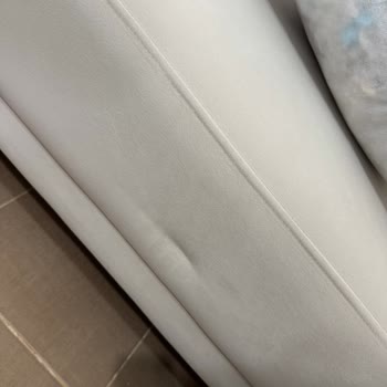 Kusurlu Koltuklar Ve Konsol, Eksik Berjer, Teslimat Ekibi İlgisizliği