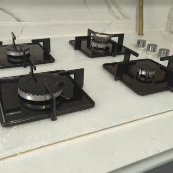 Patlayan Bosch Cam Ocak Ve Yetkili Servisin Çözüm Reddetmesi