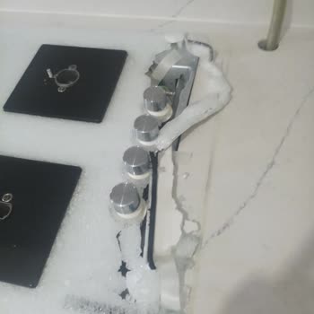 Patlayan Bosch Cam Ocak Ve Yetkili Servisin Çözüm Reddetmesi