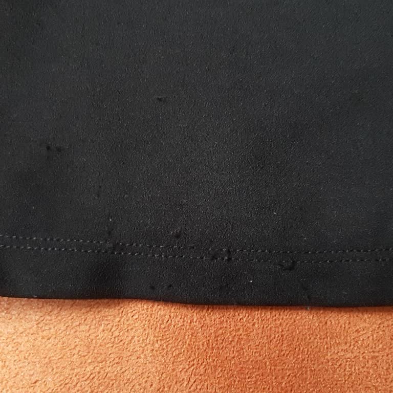 Krep Pantolonlarda Erken Pilling Ve Mağaza Çözüm İhmaline Şikayet