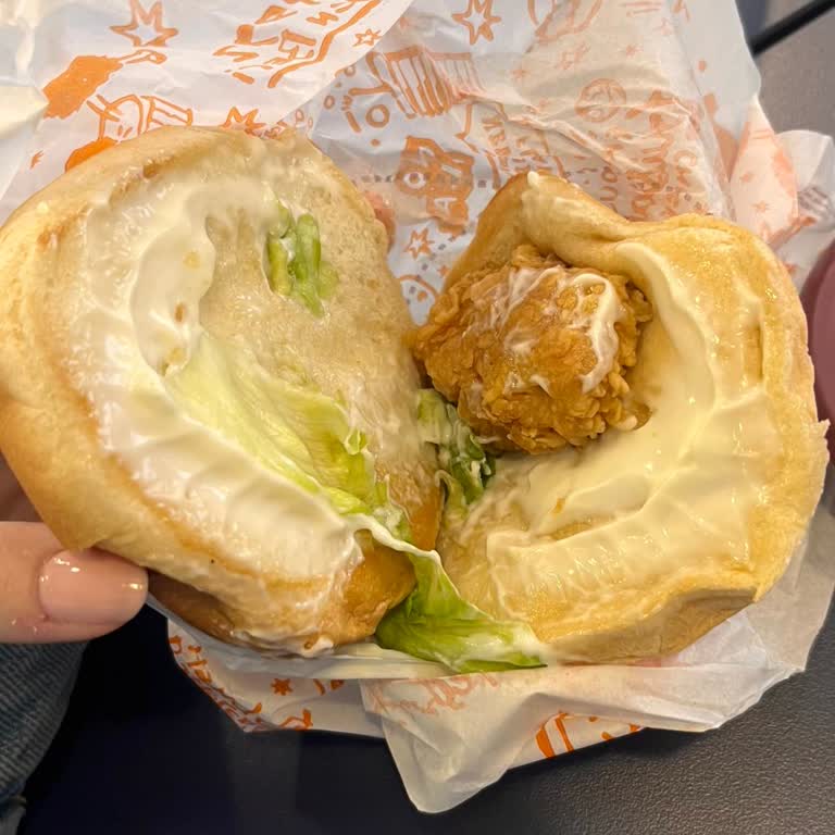 Popeyes Bağcılar Şubesinde Poppy Sandviç İçeriği Eksik