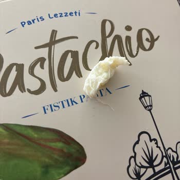 Migros Gamador Şubesinde Pastada Poşet Parçası Bulunması